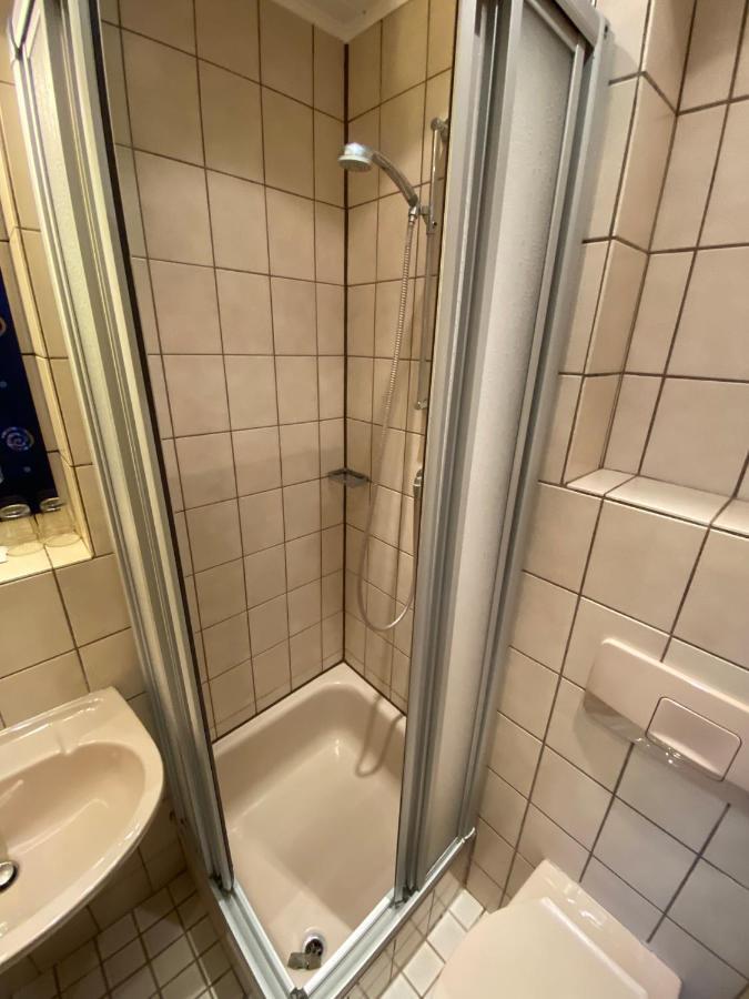 Gasthof Adler Aepfingen Apfingen 外观 照片